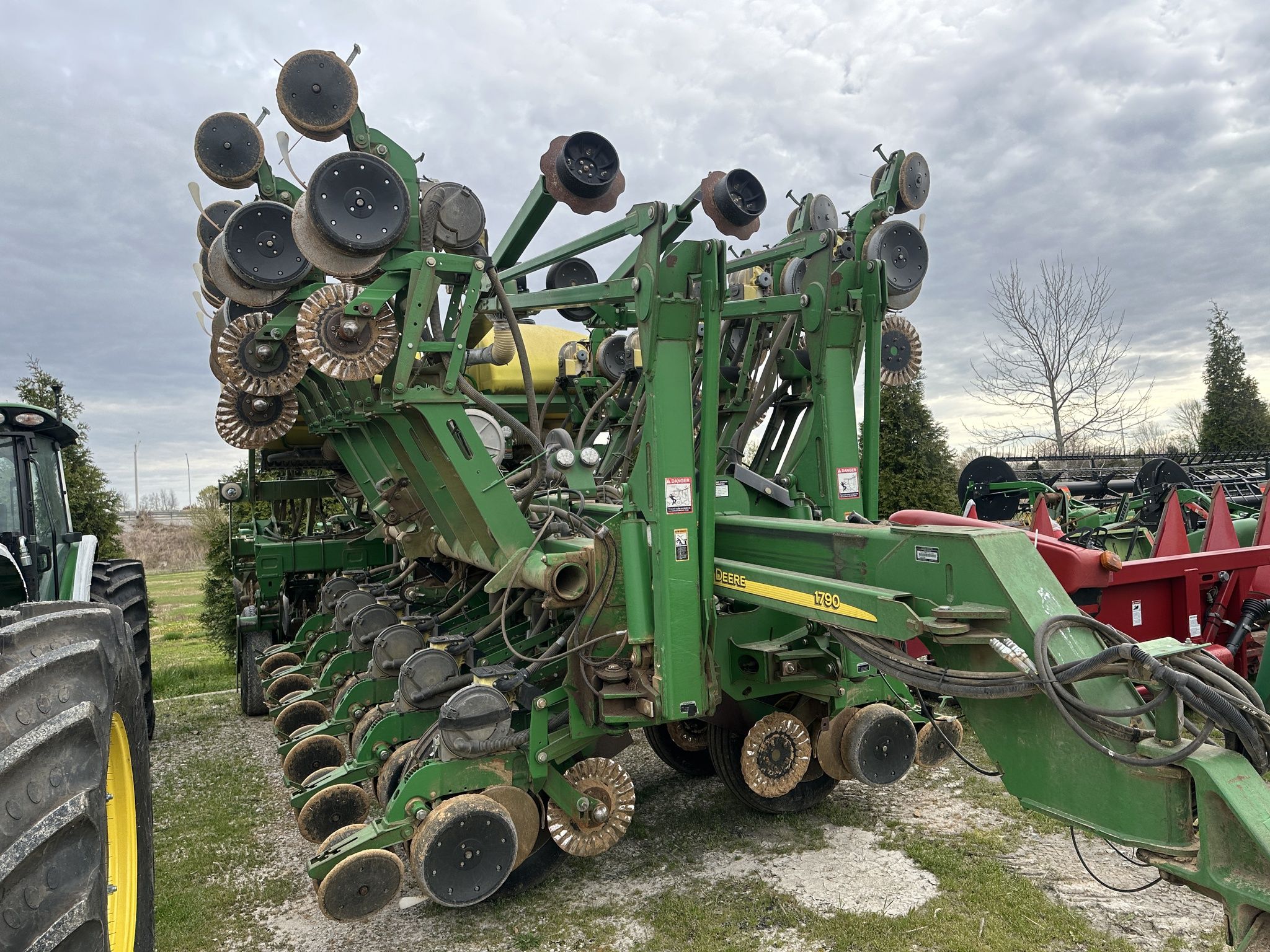 2009 John Deere 1790 Image