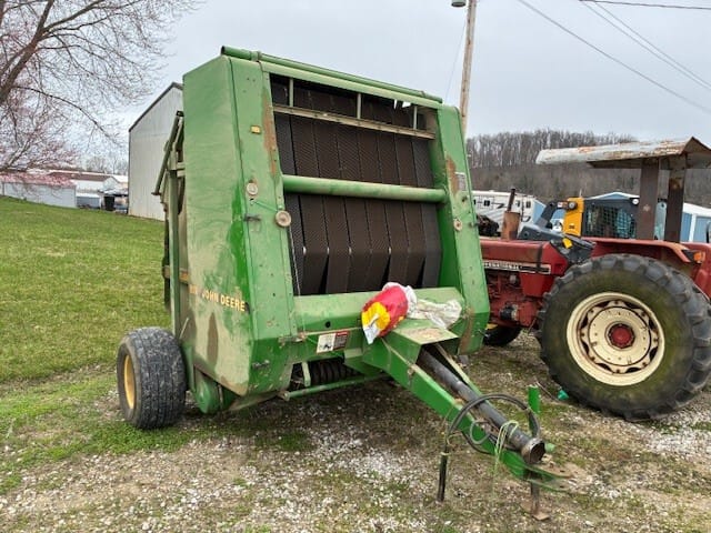 1993 John Deere 535 Image