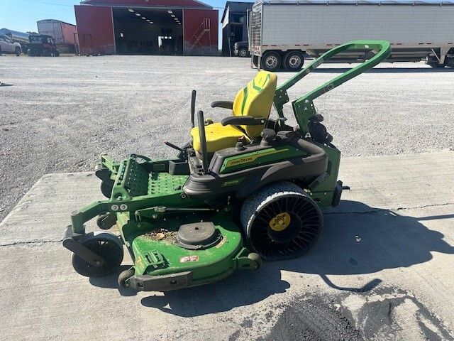 2023 John Deere Z960M