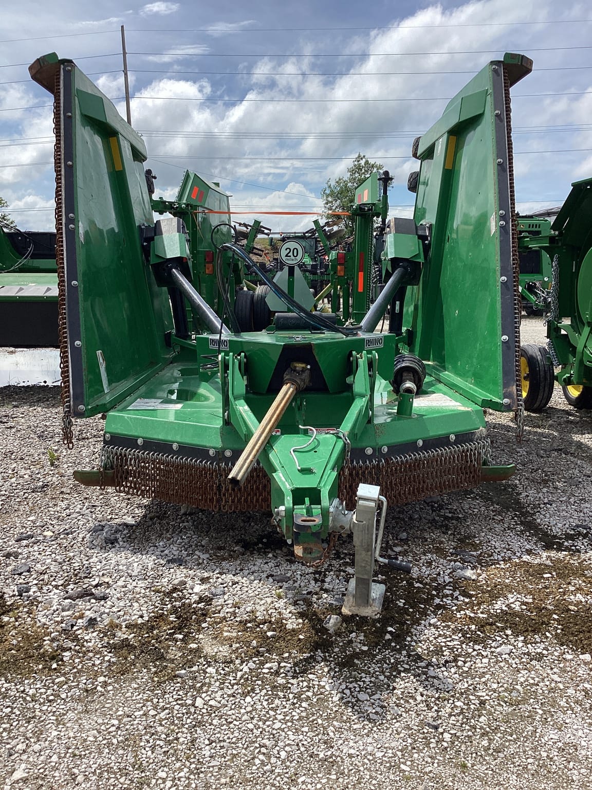 2023 Rhino 6200 Image