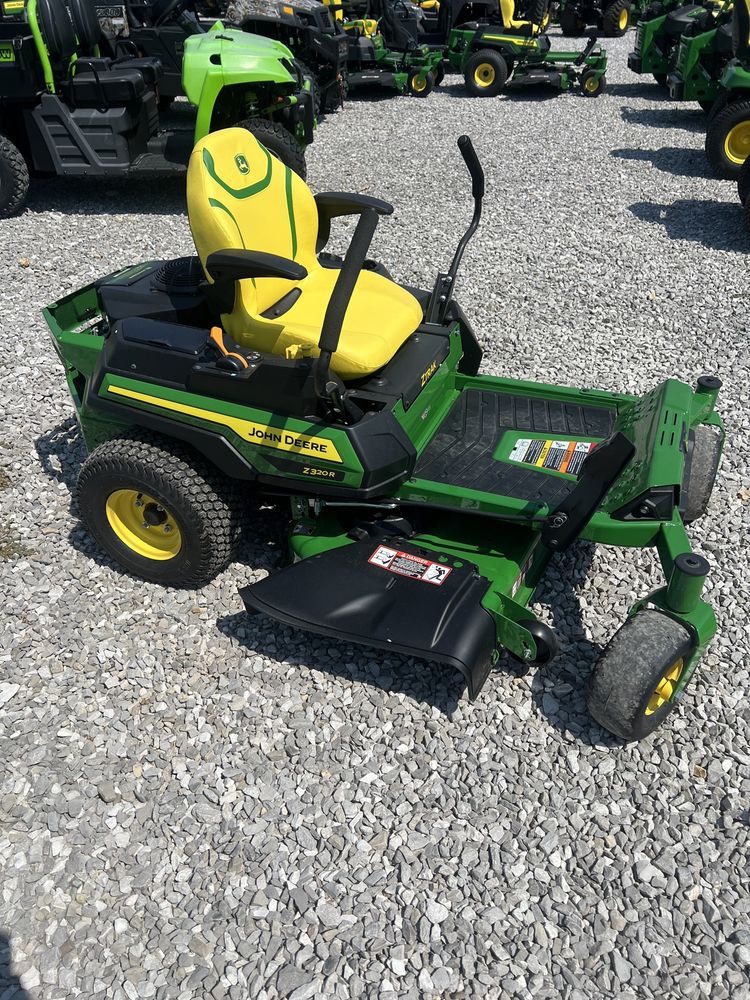 2023 John Deere Z320R