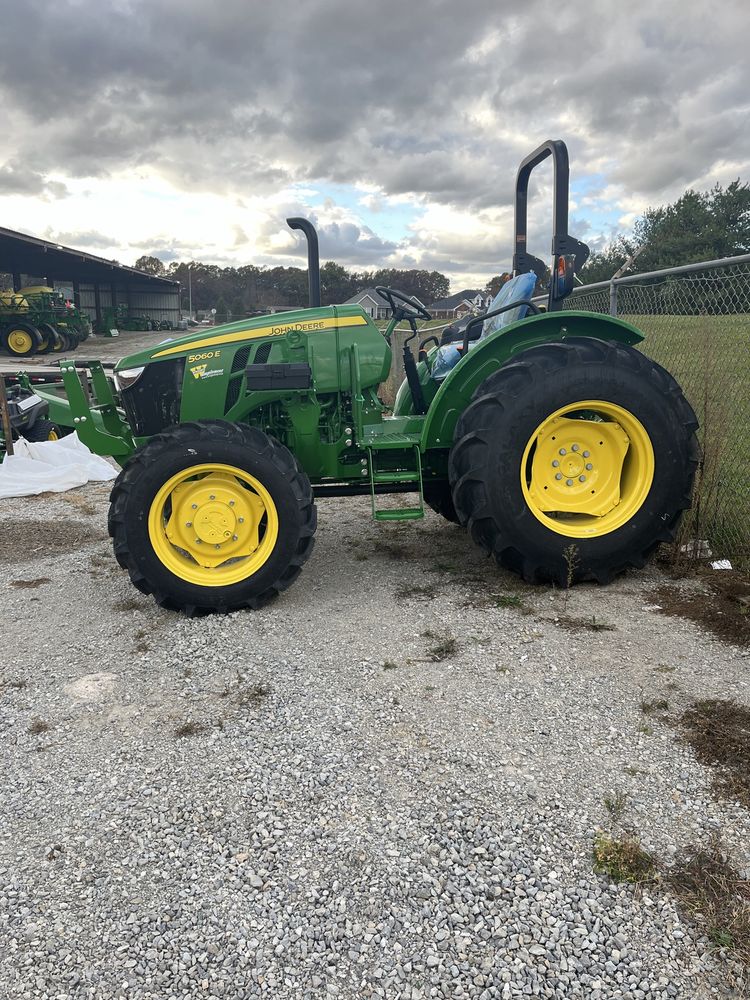 2024 John Deere 5060E Image
