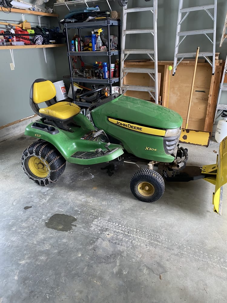 2007 John Deere X304 Image