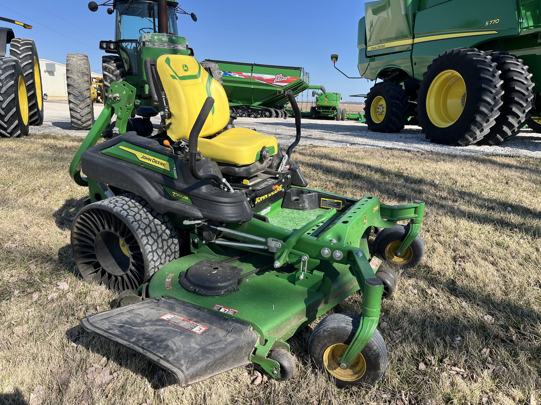 2023 John Deere Z950M Image