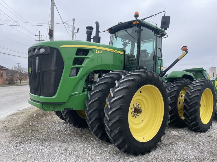 2011 John Deere 9330