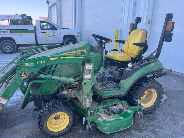 2019 John Deere 1025R Image