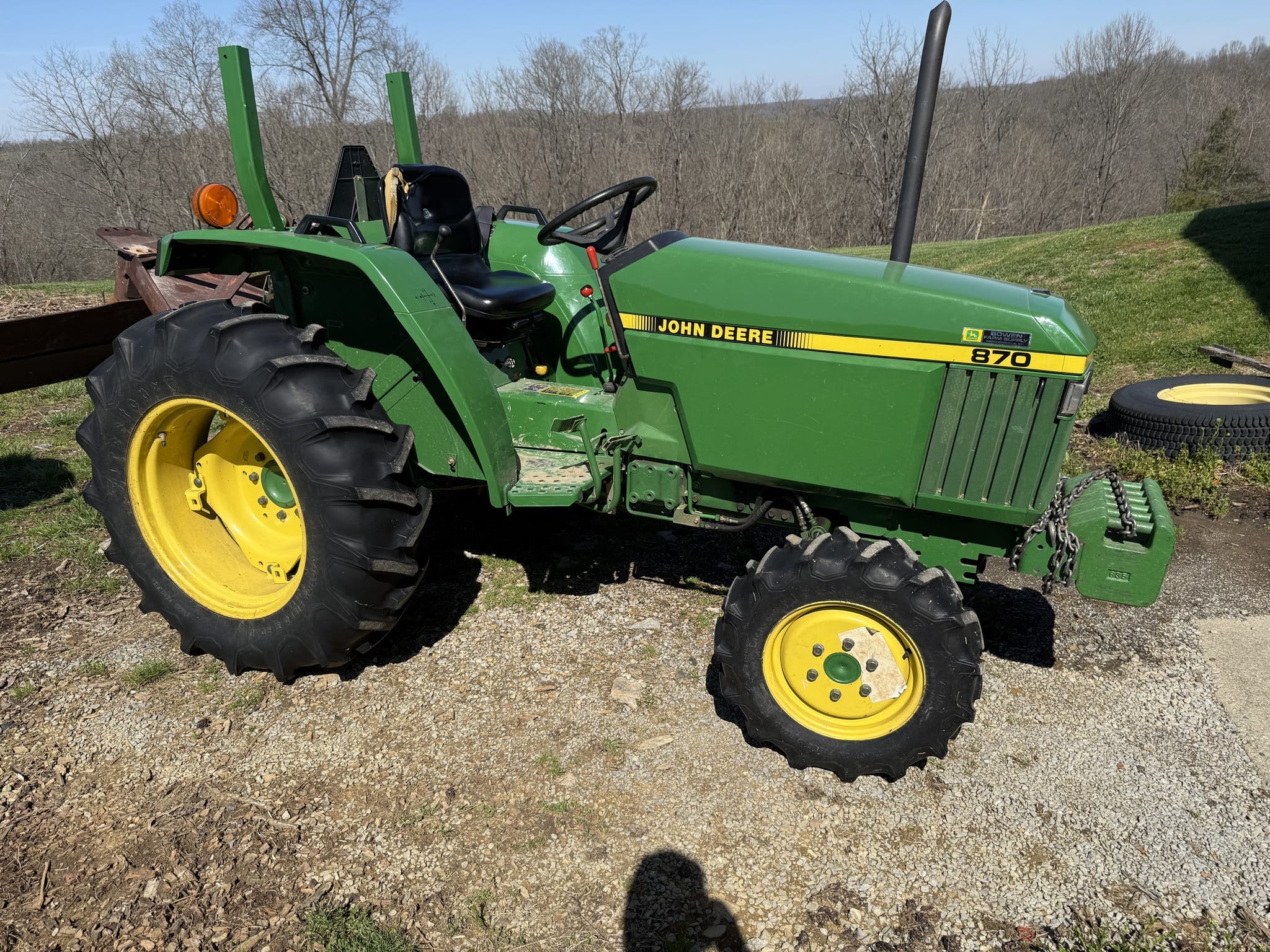 1998 John Deere 870 Image