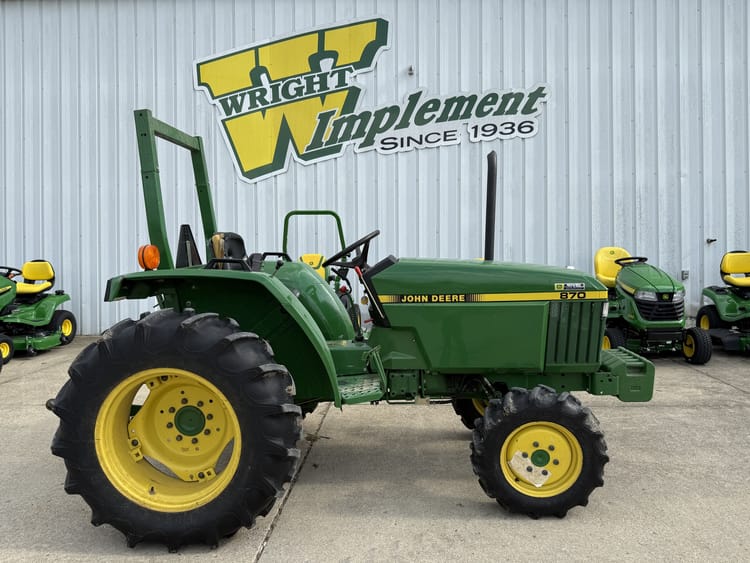 1998 John Deere 870 Image