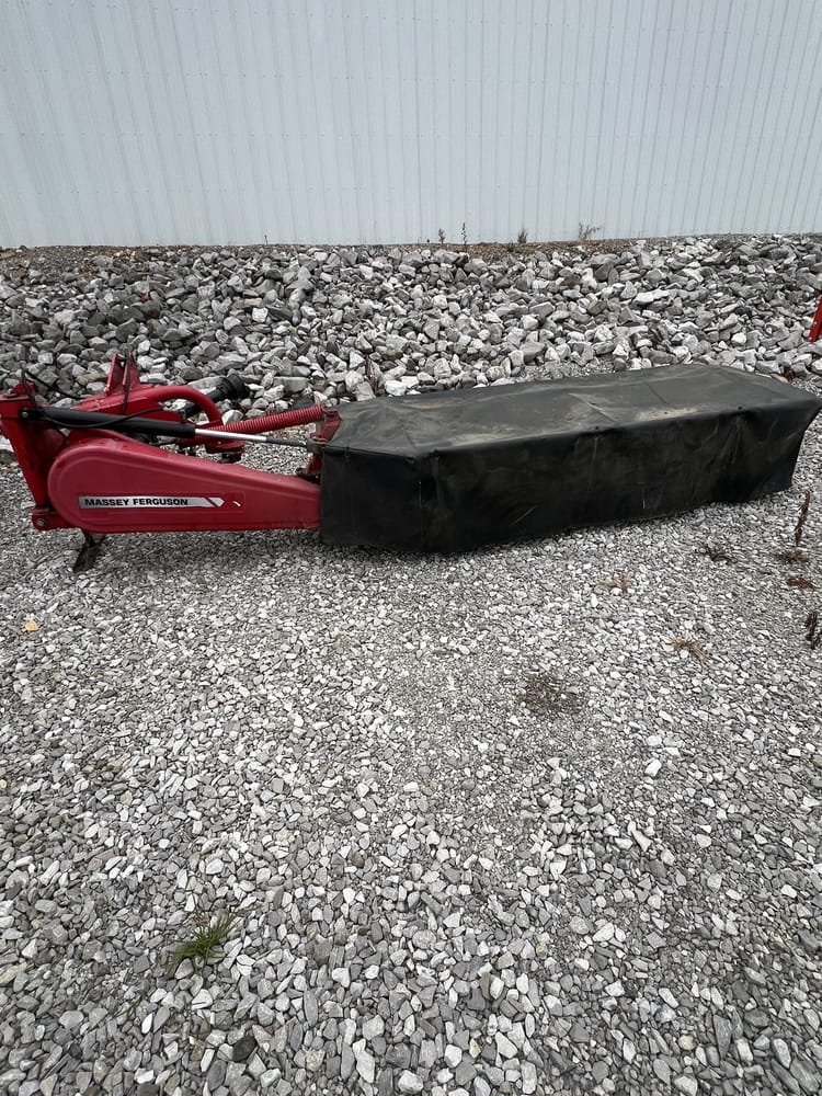 Massey Ferguson 1328 Image