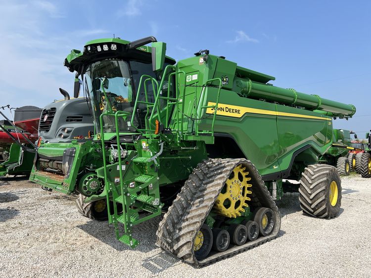 2022 John Deere X9 1000