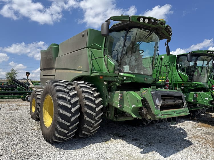 2024 John Deere S780 Image