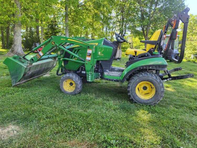 2018 John Deere 1025R