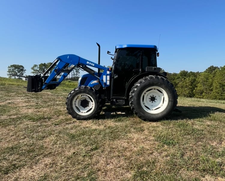 2005 New Holland TN75SA Image