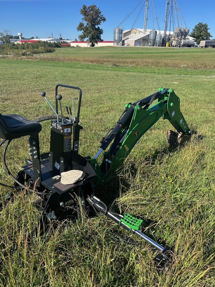 2023 John Deere 485 Image