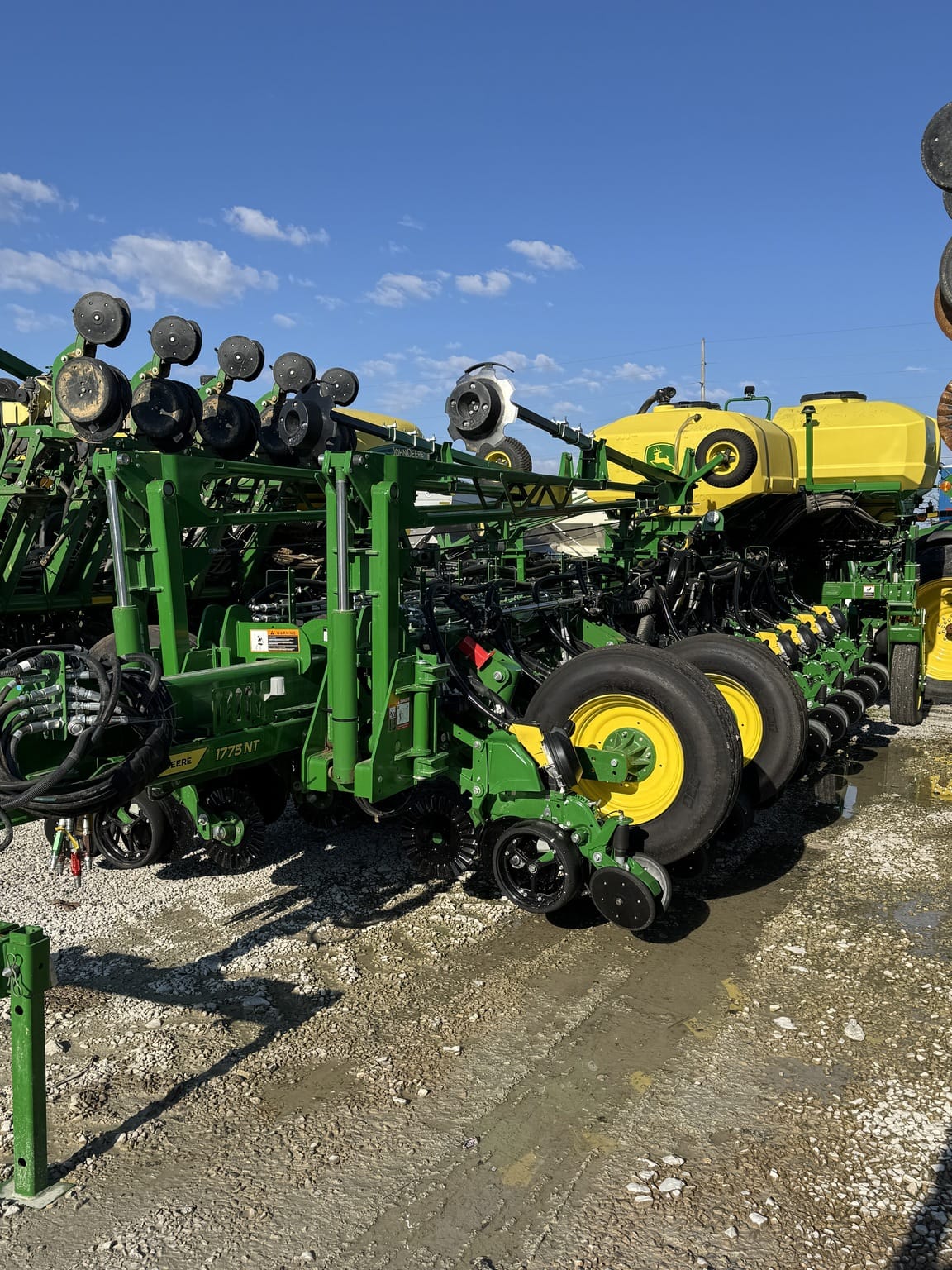 2024 John Deere 1775NT Image