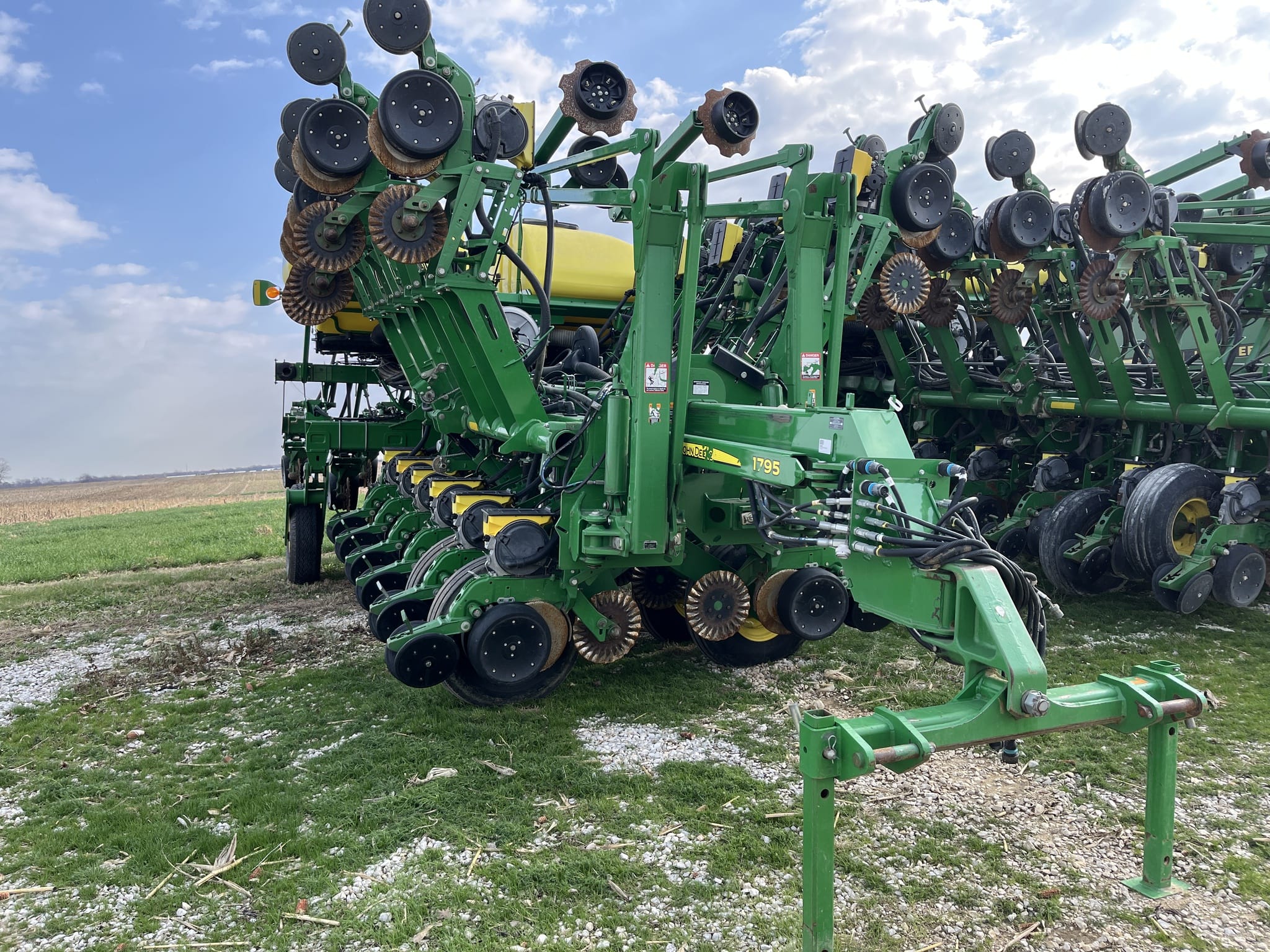 2015 John Deere 1795 Image