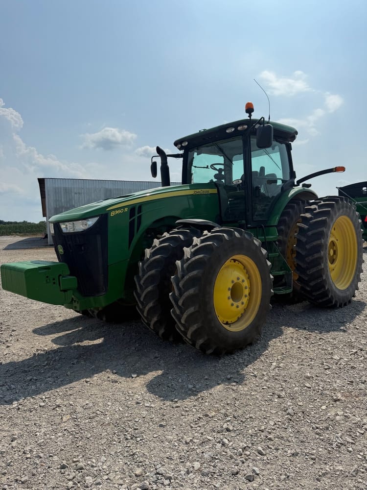 2013 John Deere 8360R Image