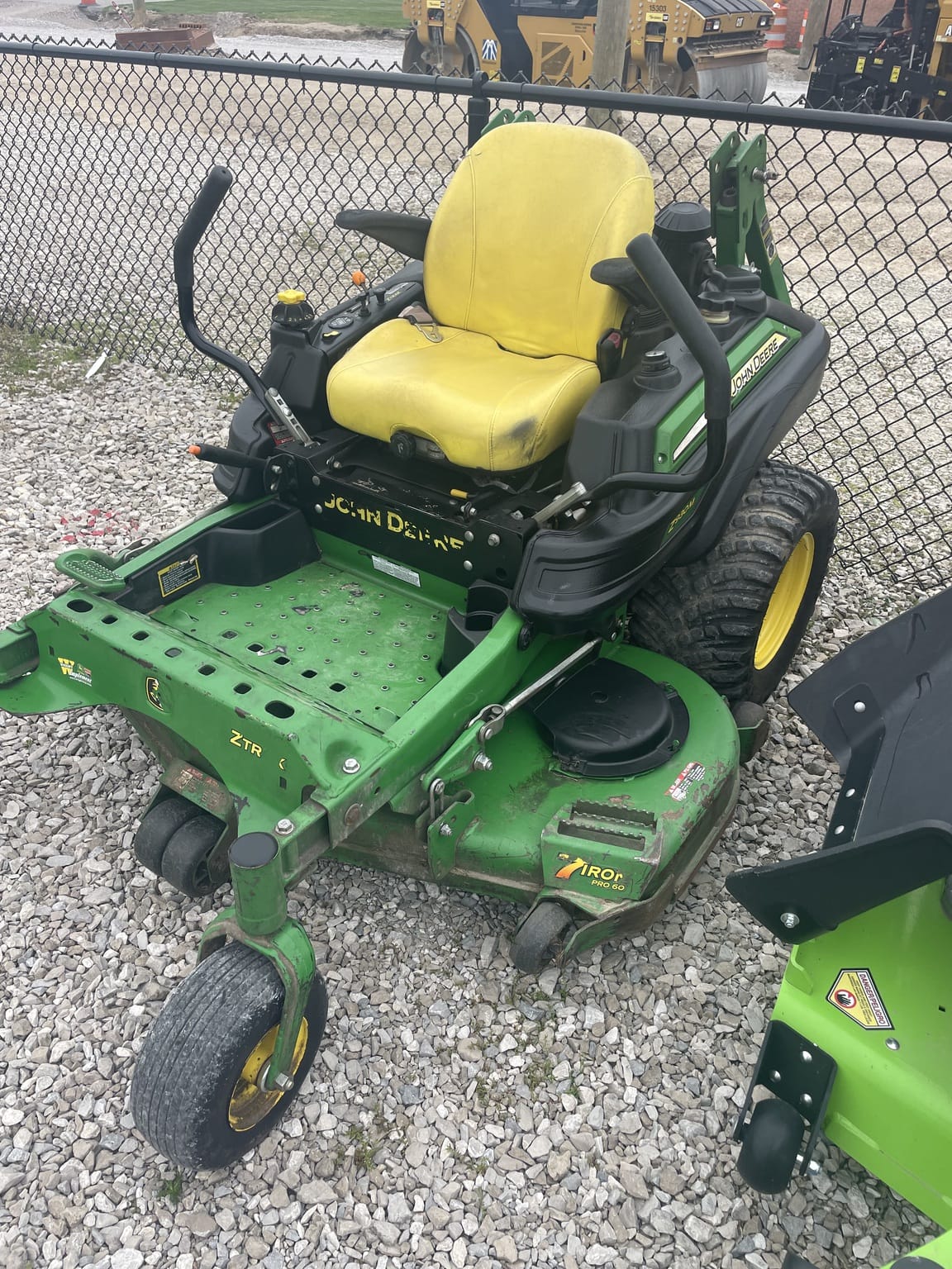 2016 John Deere Z930M Image