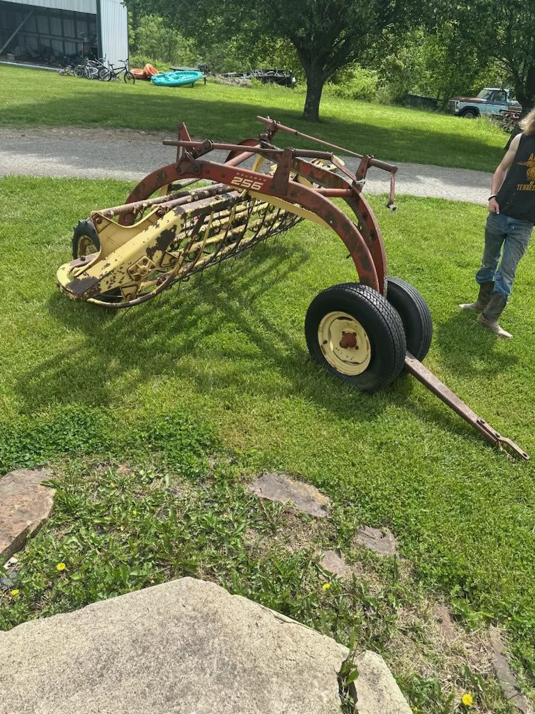 New Holland 256 Image