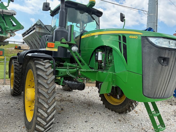 2012 John Deere 4940 Image