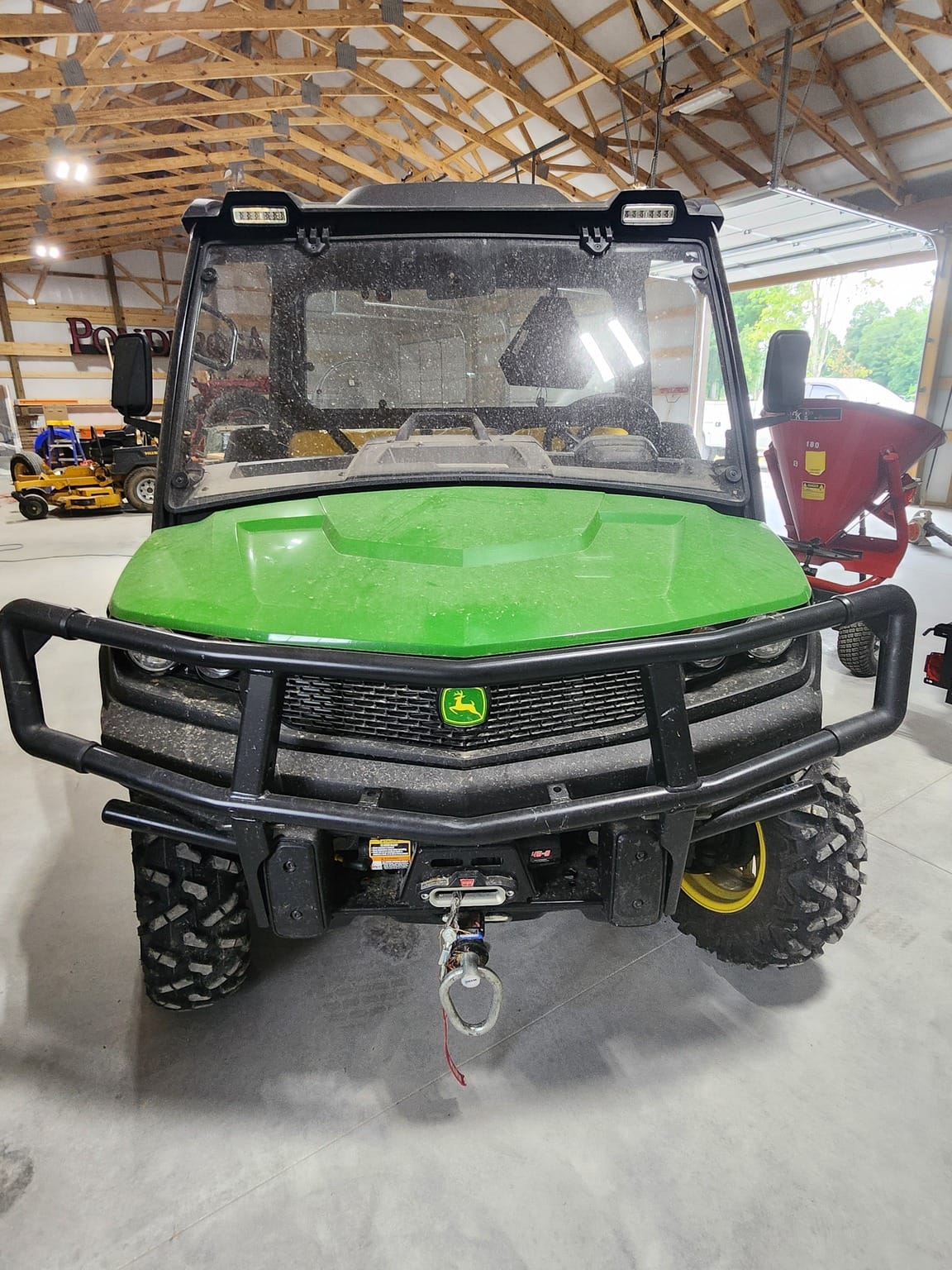 2022 John Deere XUV 835M Image