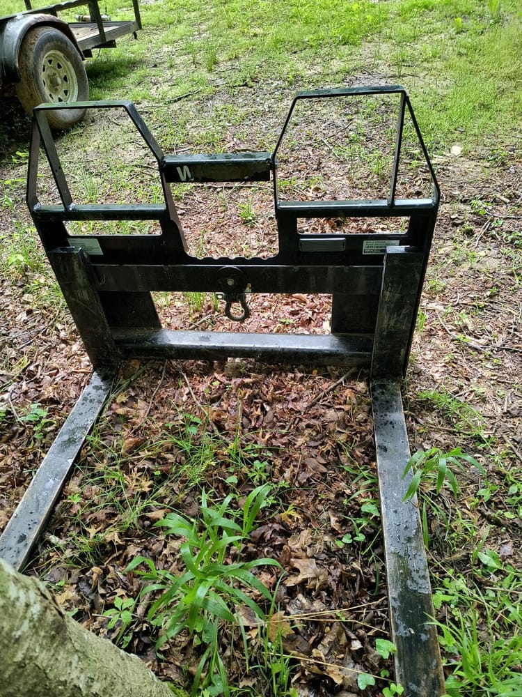 2024 Woods Pallet Forks Image