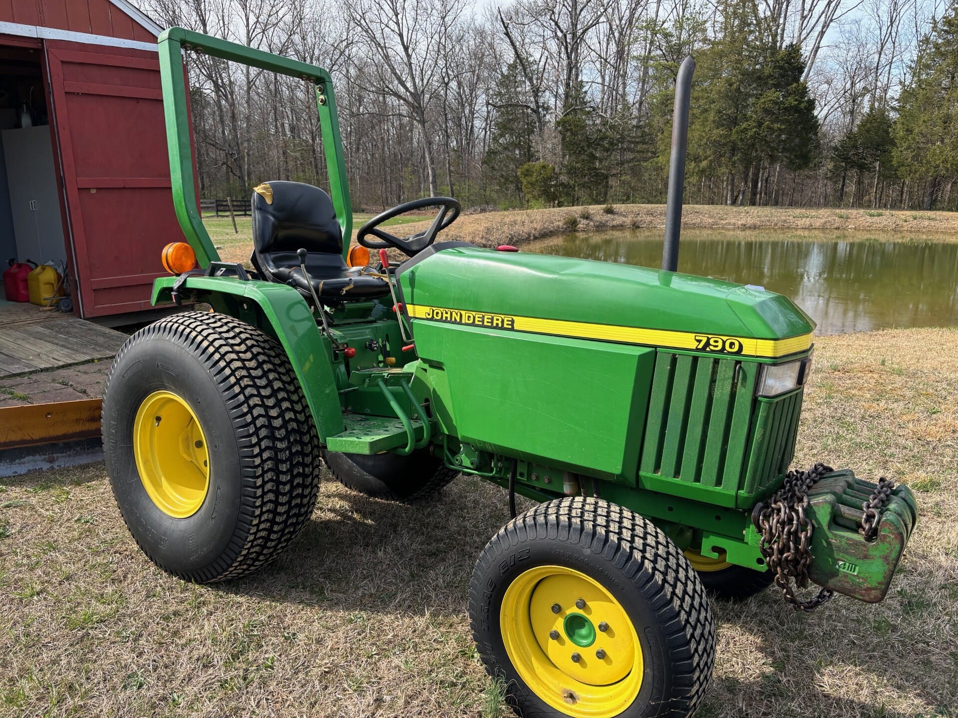 1999 John Deere 790 Image