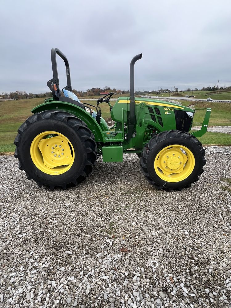 2024 John Deere 5060E