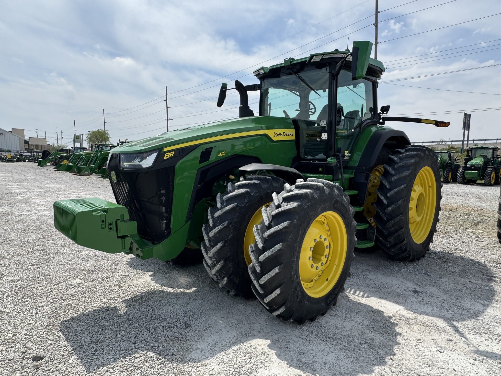 2023 John Deere 8R 410 Image