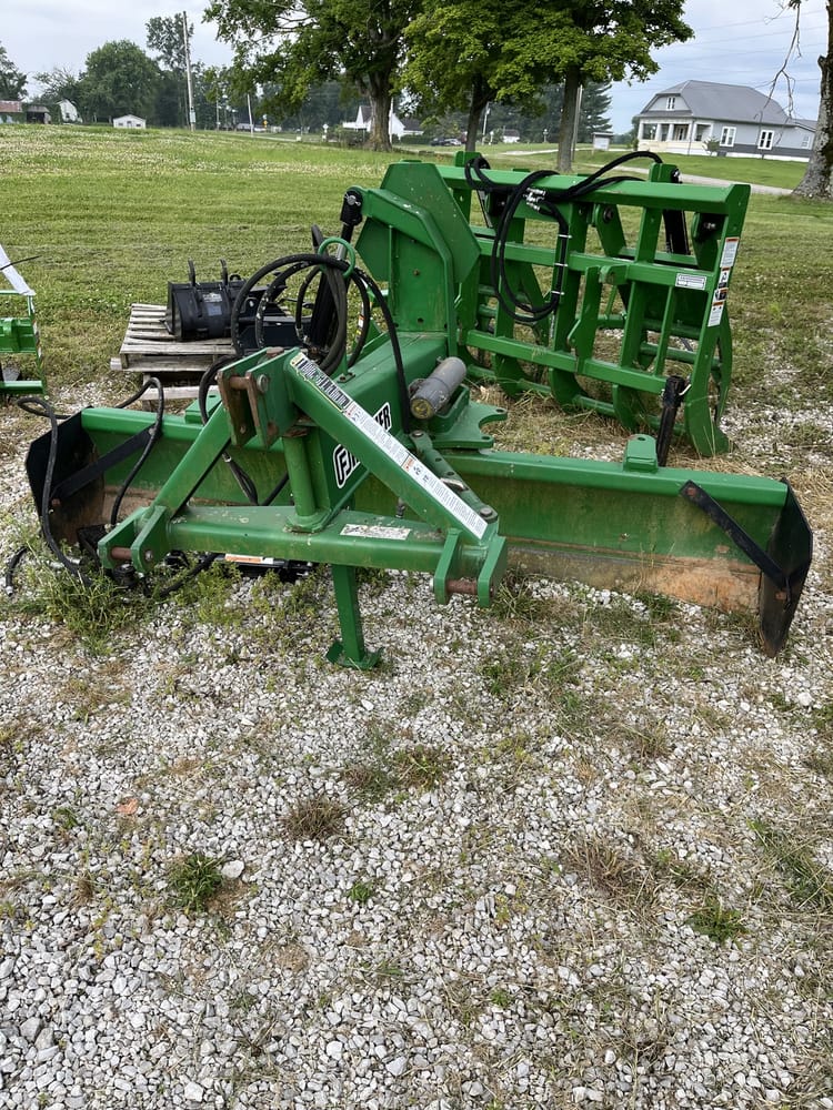 2013 Frontier RB2308 Image