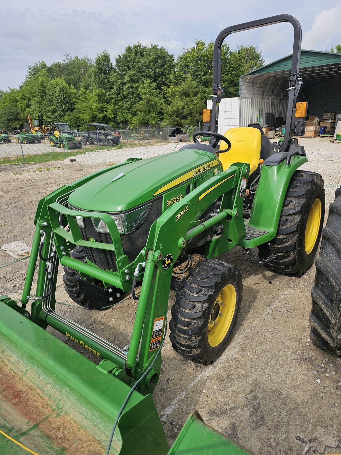 2021 John Deere 3025E Image