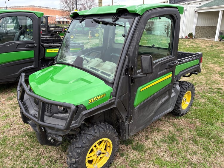 2019 John Deere XUV 835R Image