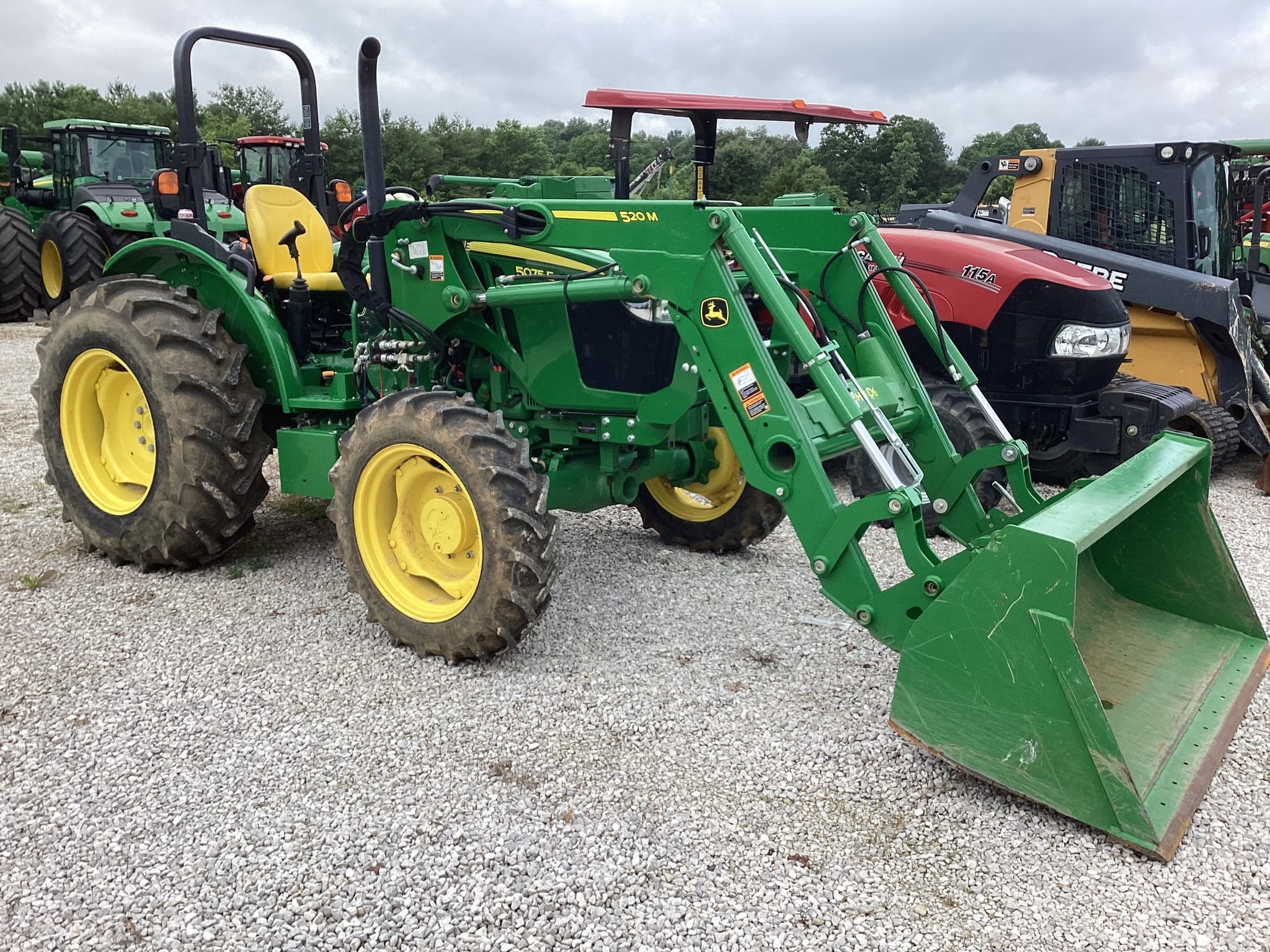 2022 John Deere 5075E Image