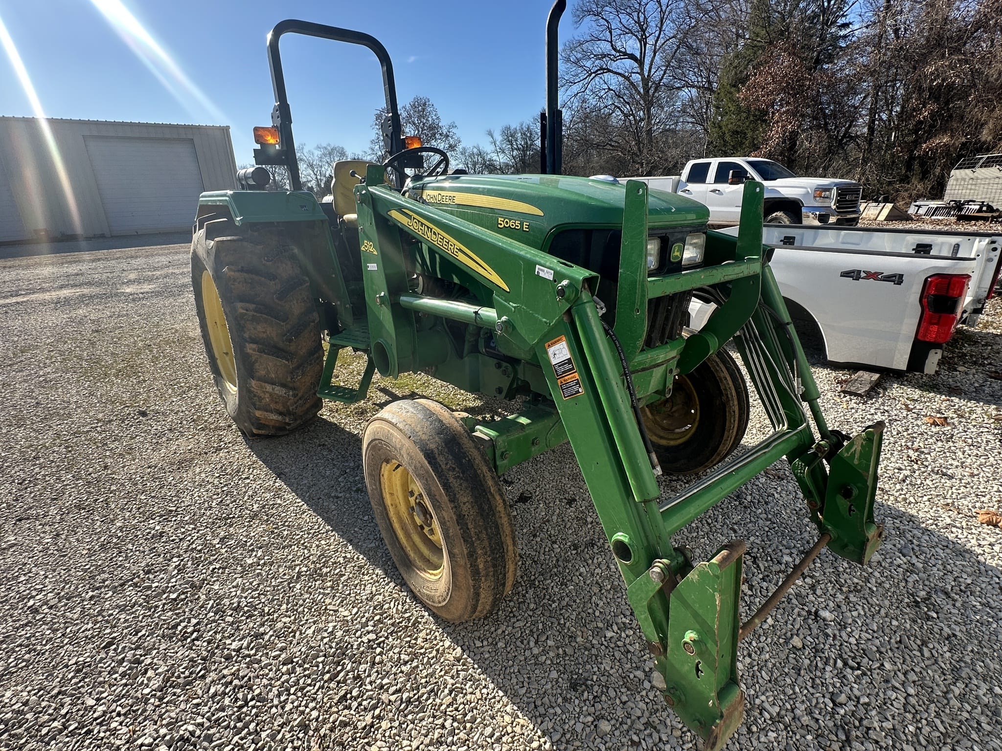 2011 John Deere 5065E Image