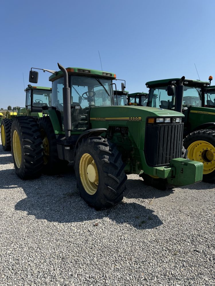 1995 John Deere 8400