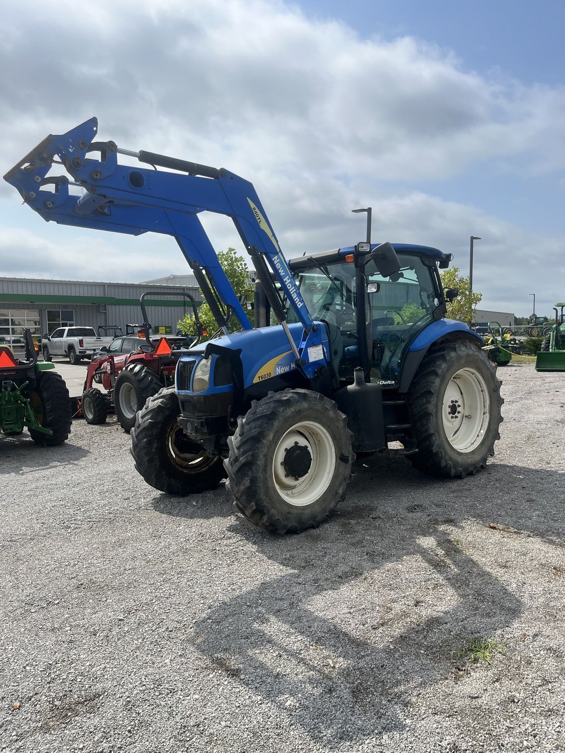 2013 New Holland T6030 Delta