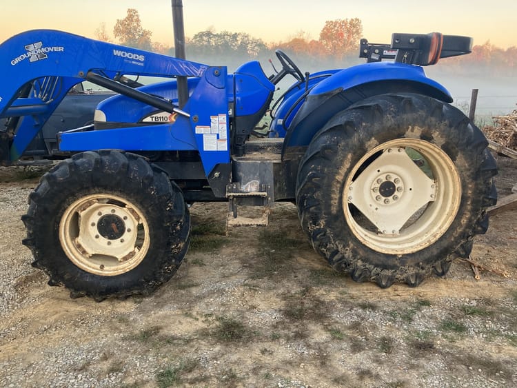 2005 New Holland TB100 Image