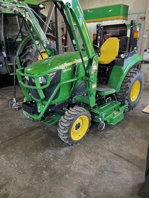 2022 John Deere 2038R