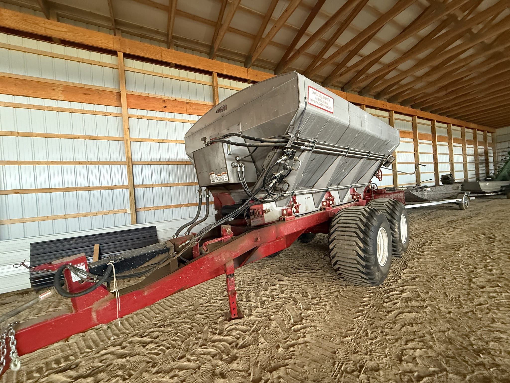 2021 Chandler Spreaders Inc. 40 PTT-FT-EXW Image