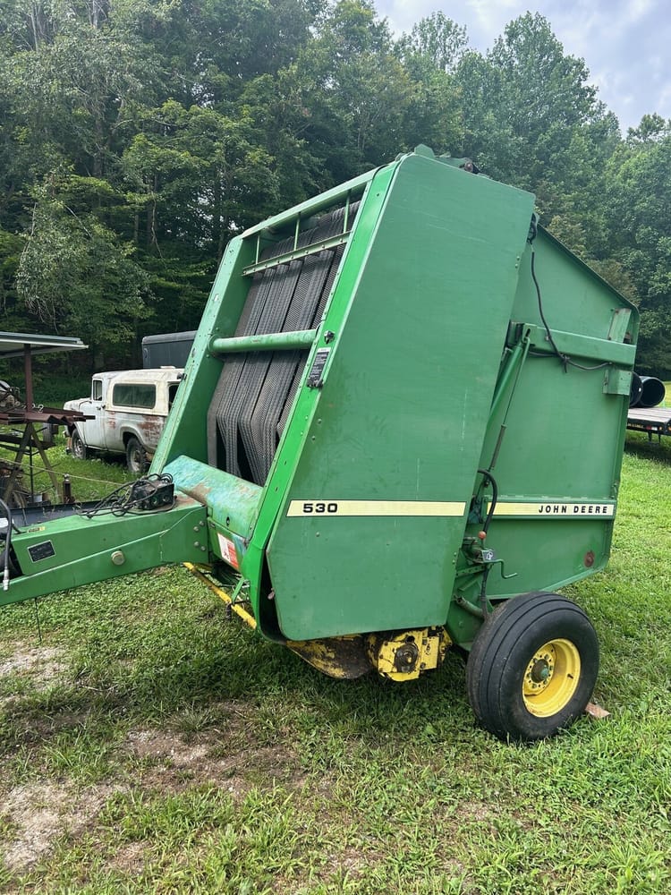 1984 John Deere 530 Image