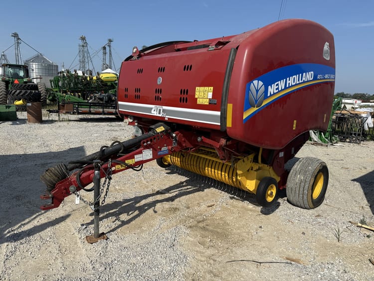 2015 New Holland Rollbelt 550 Image