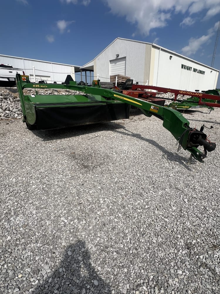 2019 John Deere 635 Image