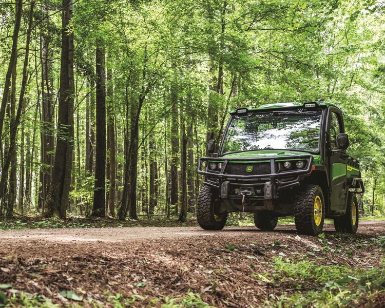 John Deere XUV845R Gator Utility Vehicle