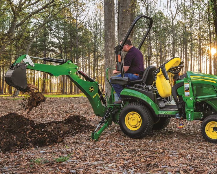John Deere 1025R