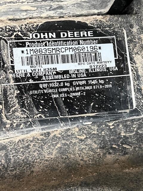 2023 John Deere XUV835M