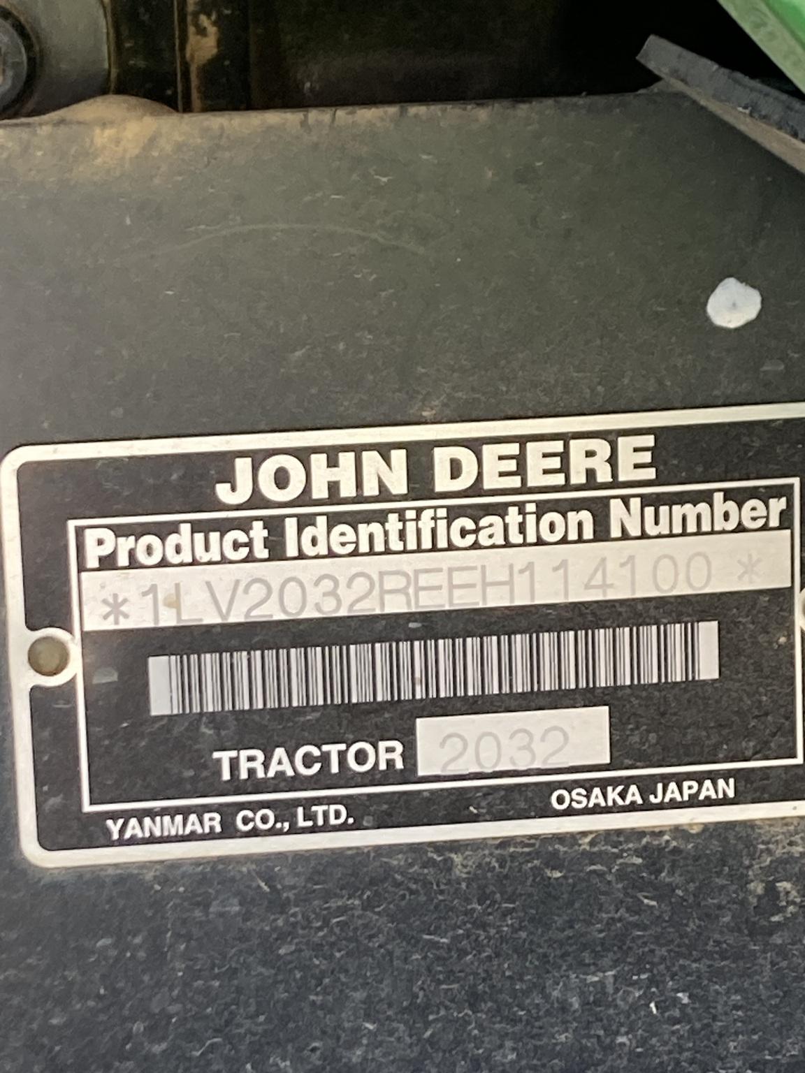 2014 John Deere 2032R