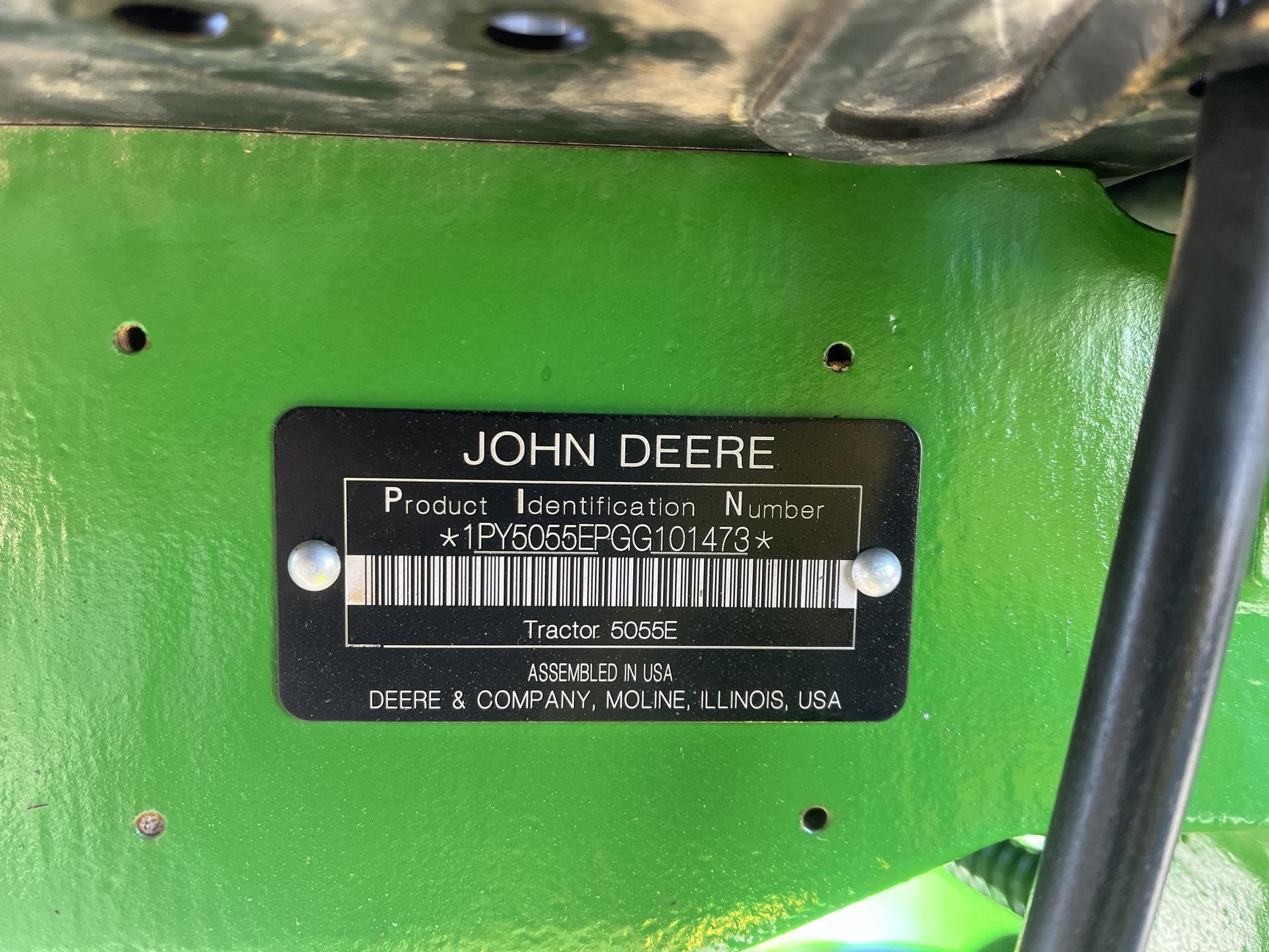2016 John Deere 5055E