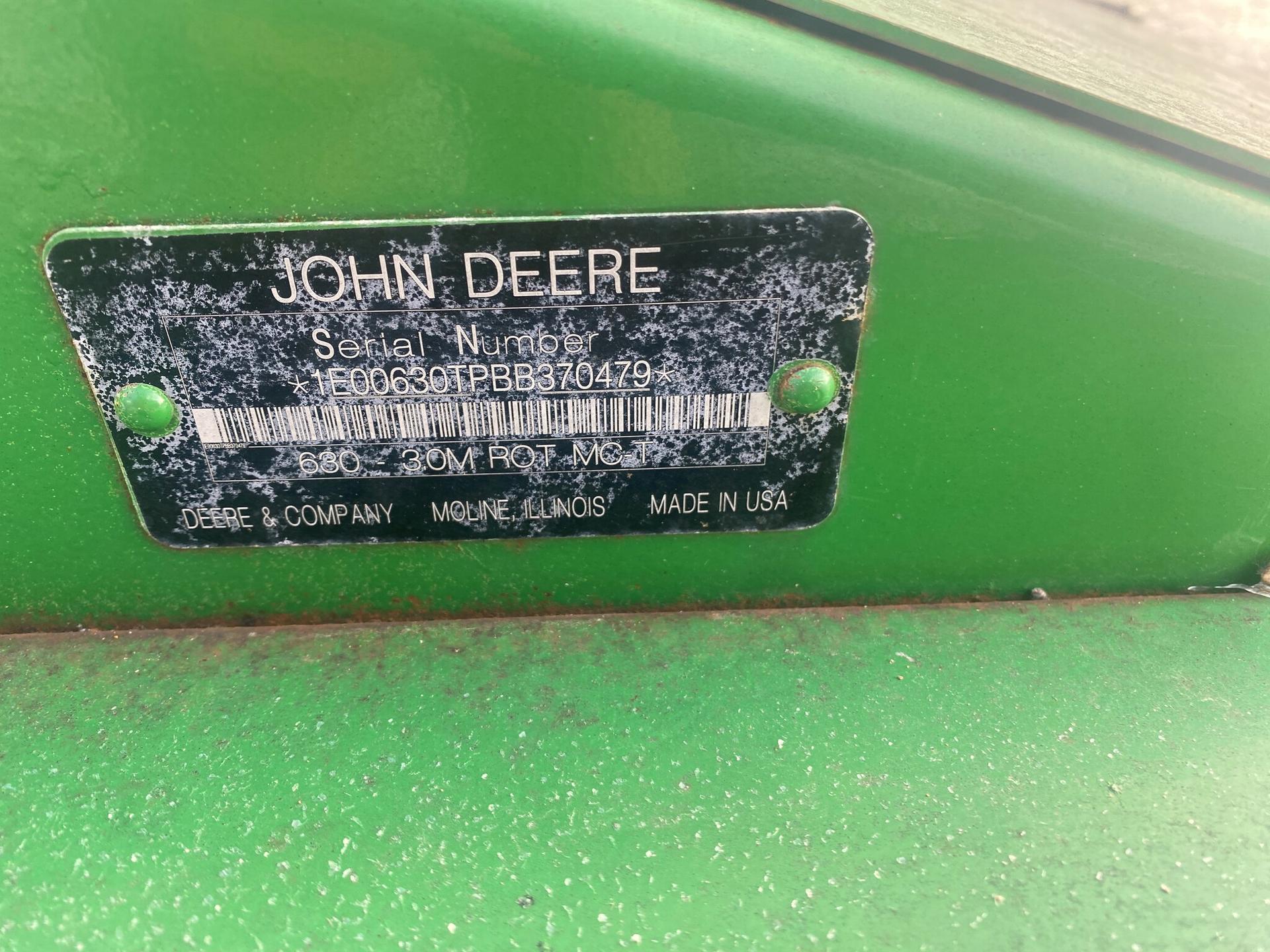 2011 John Deere 630