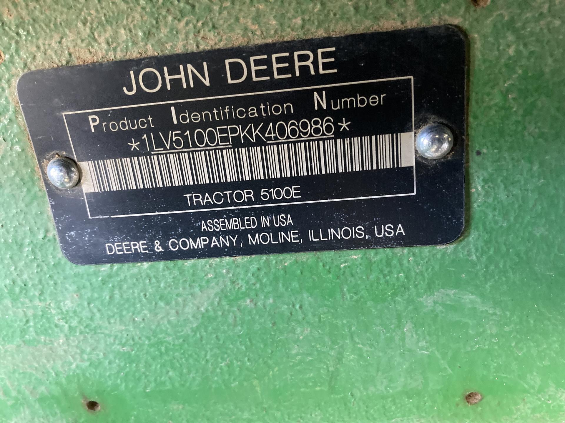 2019 John Deere 5100E