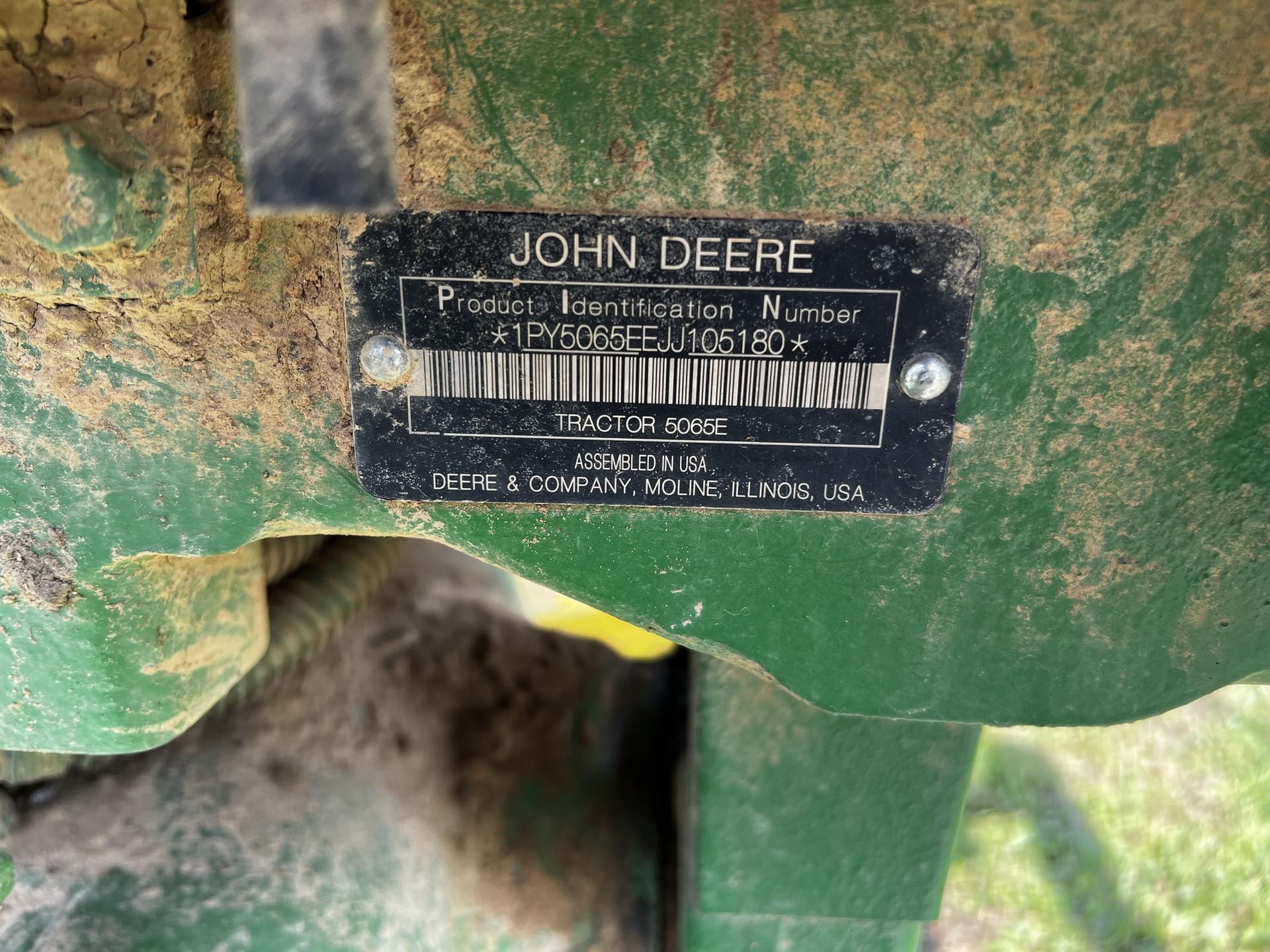 2018 John Deere 5065E